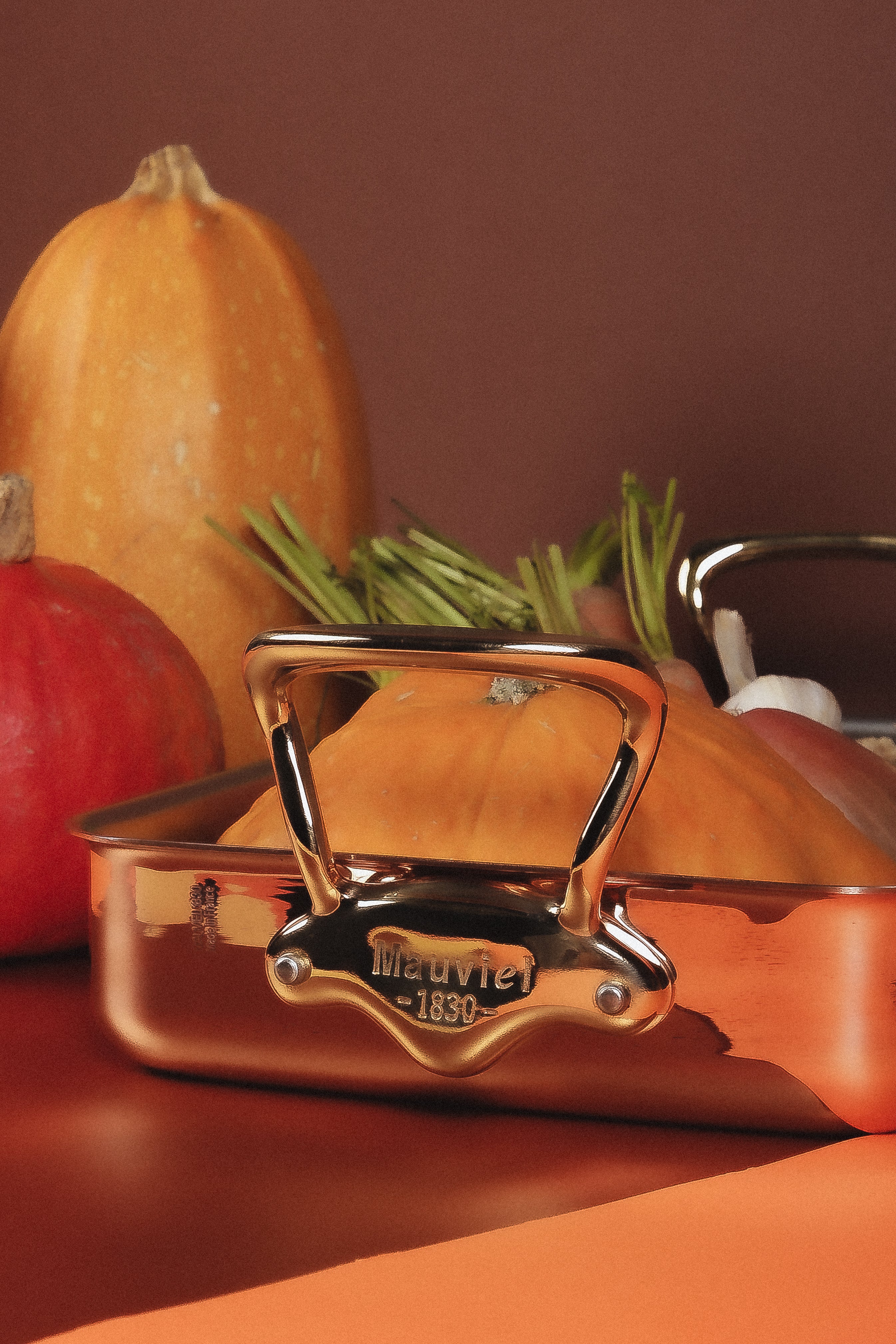 Mauviel Copper Roasting Pan With Rack, Brass Handles, 13.7 x 9.8-In - Image 5