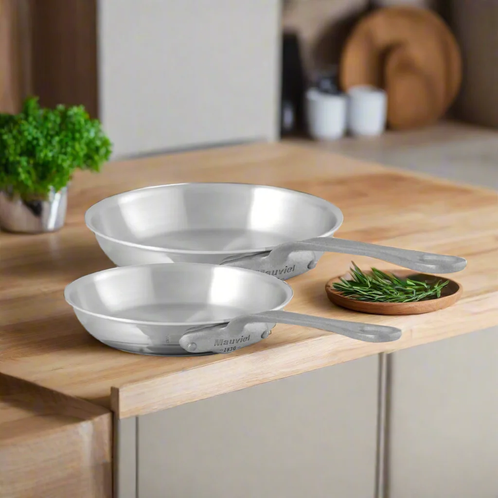 Mauviel M'Cook SB 5-Ply 2-Piece Frying Pan Set With Brushed Cast Stainless Steel Handle - Image 3