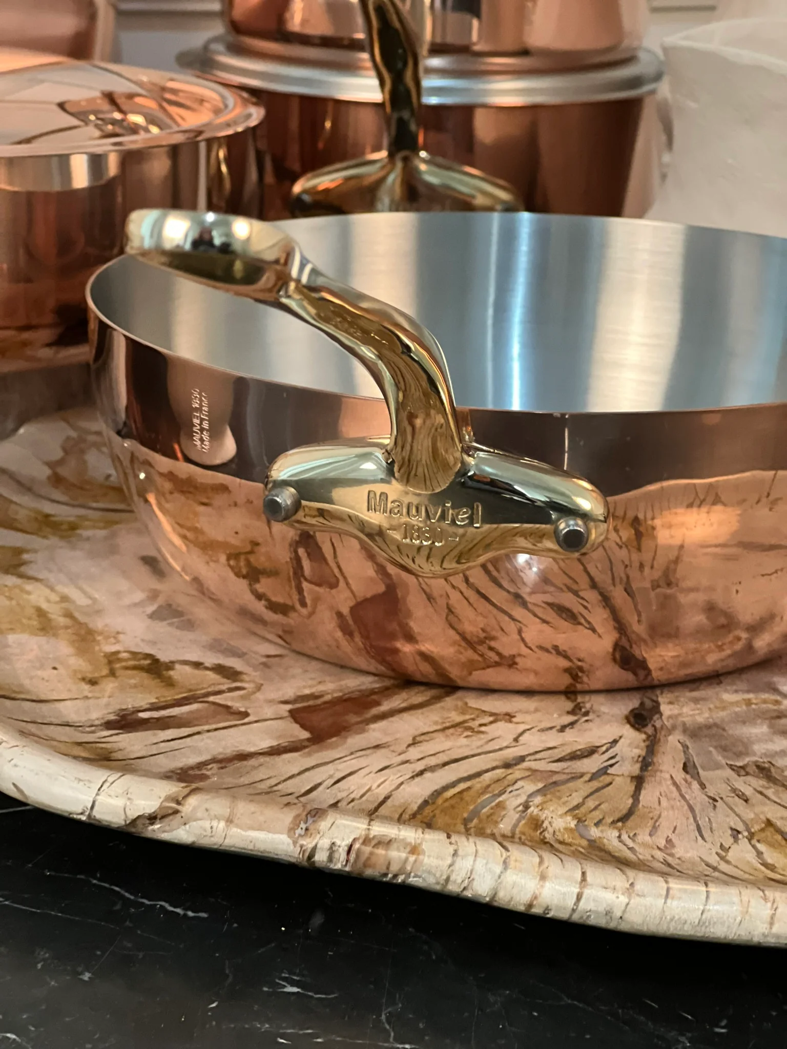 Mauviel M'Heritage M'150 B Copper Chef Pan With Lid and Brass Handle - Image 6