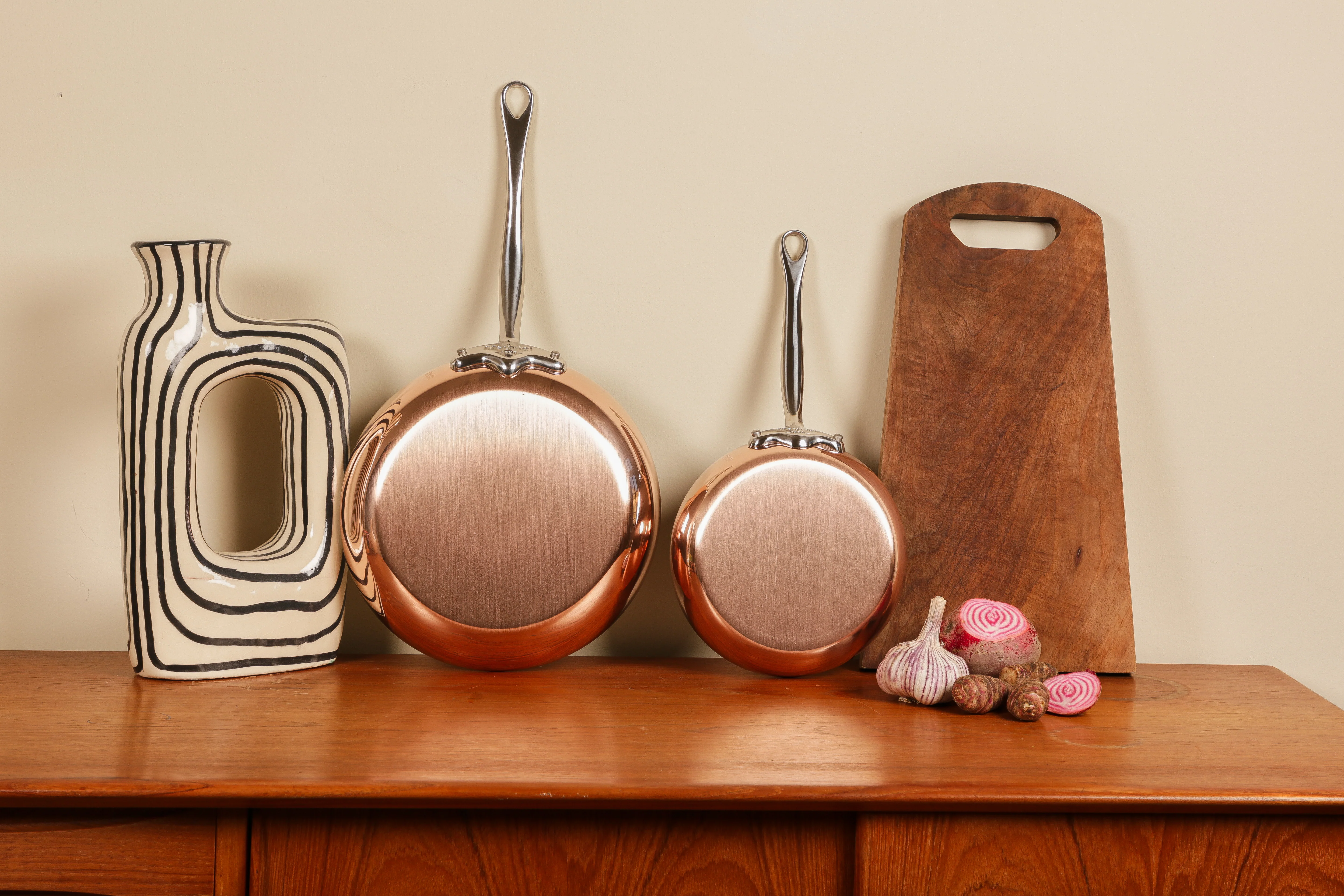 Mauviel M'Heritage M'150 S 2-Piece Copper Frying Pan Set With Cast Stainless Steel Handles - Image 4