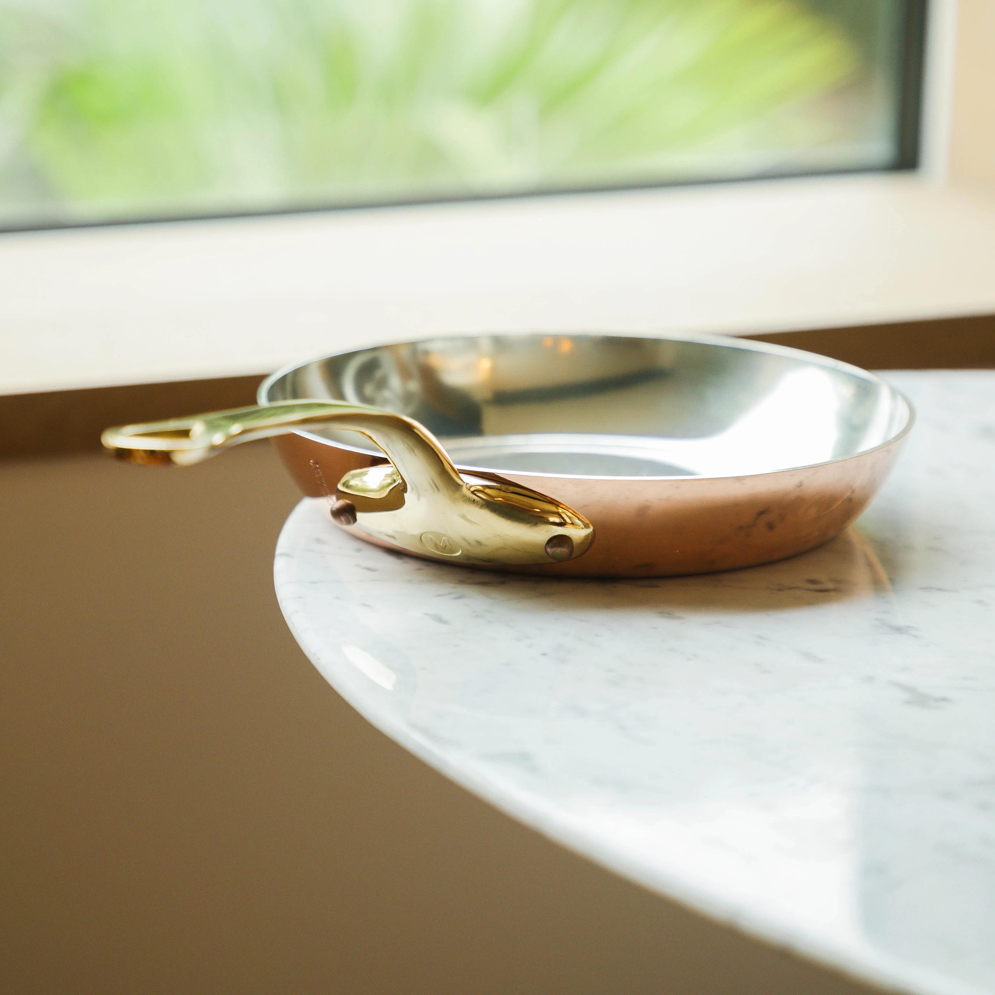 Mauviel M'Heritage M'250 B Copper Frying Pan With Brass Handle - Image 2